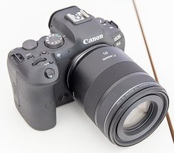 Canon EOS R6