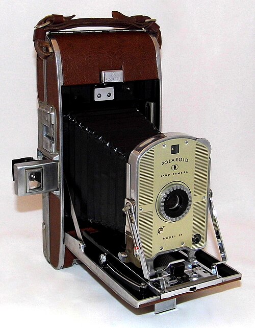 Polaroid model 95