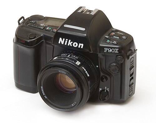 Nikon F90