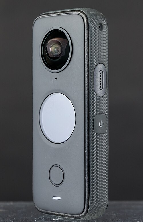 Insta360 ONE X2