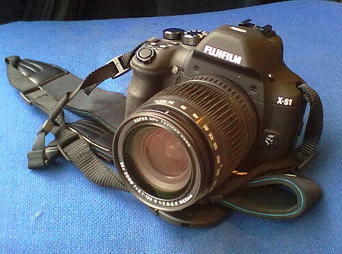 Fujifilm FinePix X-S1