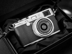 Fujifilm FinePix X100