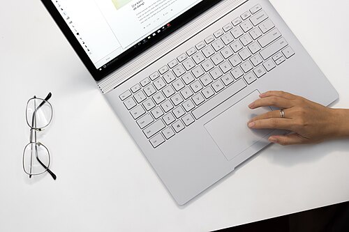 Surface Book 2