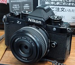 Nikon Z f